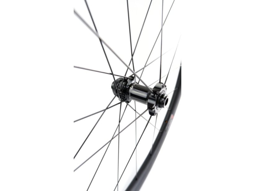 Zapletené kolesá LAPIERRE Road Disc 38 Carbon TL - HG11