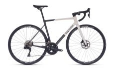 Superior RR 9.5 / Matte Carbon / White 2025 Průměr kol: 28" (700C), Velikost rámu: M, Výška jezdce: 175 - 185 cm: SKLADEM