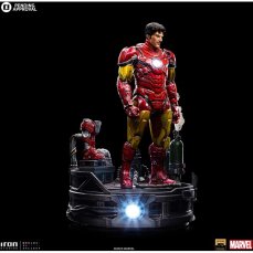 Soška Iron Studios Deluxe Art Scale 1/10 Marvel Comics - Iron Man Unleashed