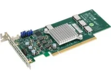 Supermicro AOC-SLG3-4E4T / Řadič / 4x NVMe Oculink SFF-8611 / PCIe x16 Gen3 / Low Profile (AOC-SLG3-4E4T-O)