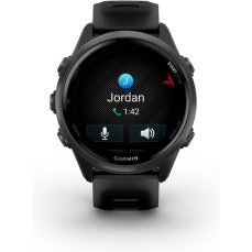 Garmin Forerunner 570 42 mm tmavo šedá hliníková luneta s čiernym polopriehľadným remienkom