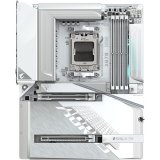 GIGABYTE X870 AORUS STEALTH ICE