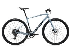 GIANT FastRoad AR 2 Glacier Silver 2025 Průměr kol: 28" (700C), Výška rámu: (46 cm), Velikost rámu: M: SKLADEM