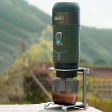 Přenosný espresso kávovar HiBREW H4B